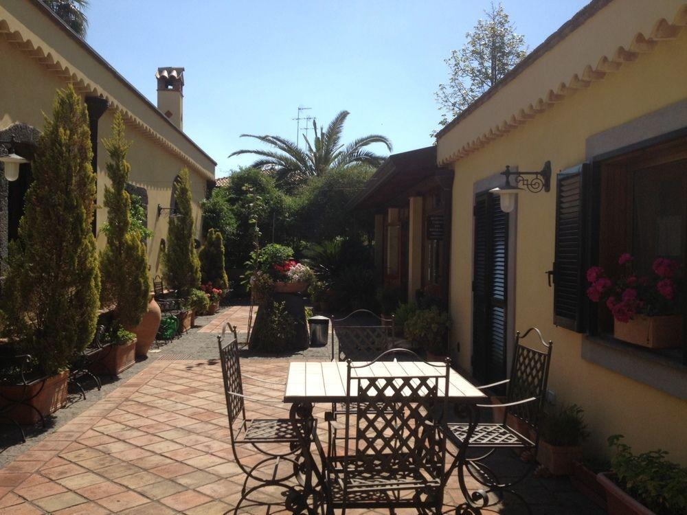 I Rustici Resort Trecastagni Exterior foto